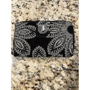 Vera Bradley Turnlock Wallet in Blanco Bouquet Zipper EUC